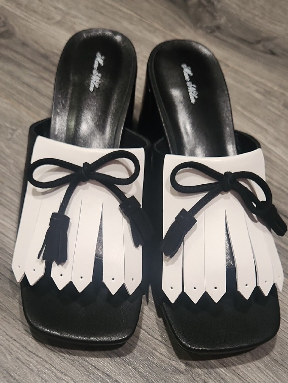 NIB Marc Nolan Sienna Black & White Tassel Leather Slide Heels - Picture 6 of 7
